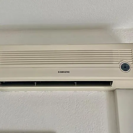 Le Spacieux Avec Loggia Apartment Saint-Raphaël